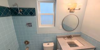 UPDATED LARGE BRIGHT 1250sf 2BR/1BA/1GR Crocker Home  AVAILABLE NOW Gallery 18