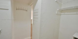 6884 N Kendall Dr Gallery 57