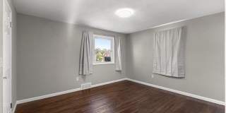 10842 Nottingham Road Gallery 14