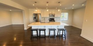 Spacious 5-Bedroom Home with Large Backyard in San Bruno Gallery 10