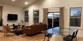 2364 N Freshwater Avenue Gallery 4