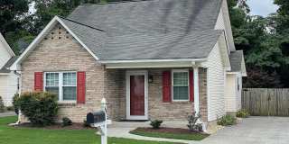 Room in 3 Bedroom Home in Cartersville Gallery 1