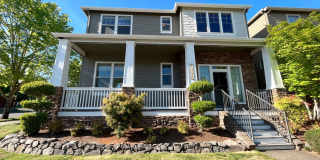 Stunning Corner Home in King City with Washer/Dryer Included, Private Courtyard! Gallery 3