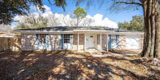 Charming 3-Bed, 2-Bath Home in Pascagoula – Great Location! Gallery 1