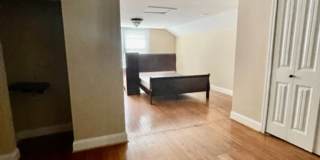 Introducing WesleyHeights401, a charming 3-bedroom, 2-bathroom house located in the heart of Charlotte, NC Gallery 16