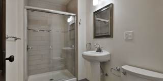 NEWLY RENOVATED NORTH CAMPUS - 6 BEDROOM 4 FULL BATHROOMS. THIS ONE HAS IT ALL! Gallery 16