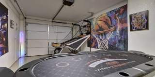 1027 W 19TH Street Gallery 49