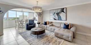 1125 W PEPPERTREE Drive Gallery 4