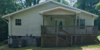 *Knoxville 37917 - FIVE bedroom, 2 bath newly remodeled home - Call Brad Croisdale (865) 805-9964 *Knoxville 37917 - FIVE bedroom, 2 bath newly remodeled home - Call Brad Croisdale (865) 805-9964 Gallery 1