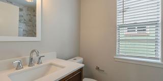 Stylishly Remodeled Home, Two Primary Suites and Unbeatable South Austin Location! Gallery 11