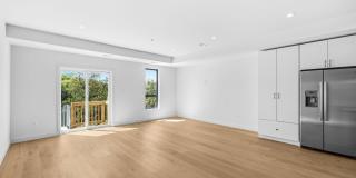 2532 ELVANS Road SE Gallery 21