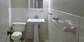 214 Place Apartments Gallery 31