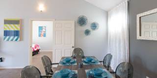 Gorgeous Upstairs unit with downtown view private deck Gallery 3