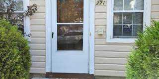 271 Abbey Dr Gallery 1