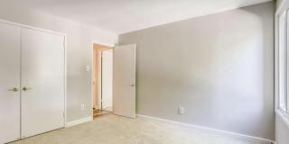 527 FLORIDA Avenue Gallery 15