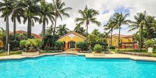 160 Yacht Club 206 Way Gallery 43