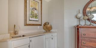 464 GOLDEN GATE POINT Gallery 21