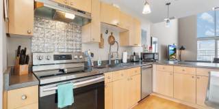 Luxury Furnished Loft on Broadway Luxury Furnished Loft on Broadway Gallery 11