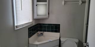 4 bedroom/2 bath home Gallery 10