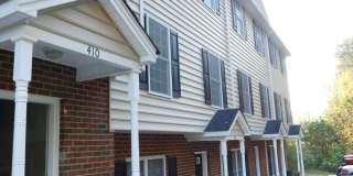 Brand New Three Level Luxury Townhome Available for Immediate Occupancy Gallery 1
