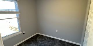 1614 W Lexington St Gallery 7