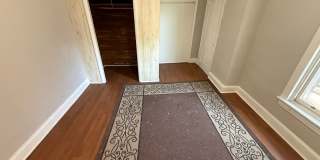 Beautiful Victorian Rowhome with Modern Updates – Available Now! Gallery 23