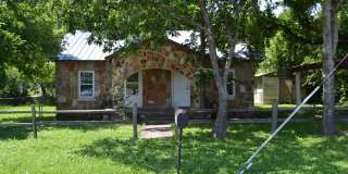 Charming 2 Bed/ 1 Bath Coming Soon!!! Gallery 1