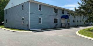 105 Horse Pond Road unit: Apt F Gallery 1