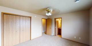 Joslyn Heights Apartments Gallery 7