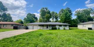 Tour Today! 3 Bedroom 2 Bath Single Family Home in Longview! Gallery 1