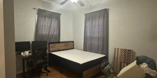 Large 4 Bedroom, 3 bathroom house near Downtown Gallery 24