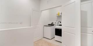 1181 SW 7th Ct Gallery 21