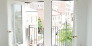 PRIME LOCATION!! 3 Beds, 2.5 Baths in Desirable Albemarle Square Community Gallery 24