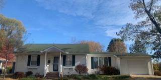 Super cute two-bedroom, two-bath single-family home in St. Louis Park! Super cute two-bedroom, two-bath single-family home in St. Louis Park! Gallery 1