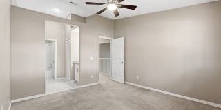 3 bedroom condo Gallery 31