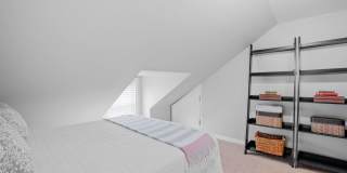 989 Union Street Gallery 39