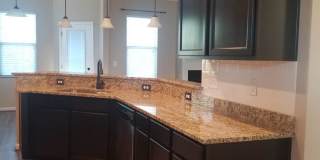 Large 4 Bedroom Home in Towne Pointe! Showings Coming Soon!!! Gallery 15