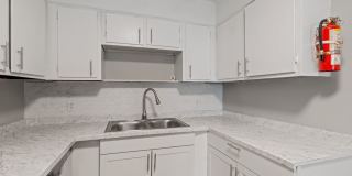Cedarwood Apartments Gallery 16