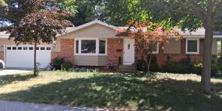 Charming 3 Bed 1.5 Bath Home! Gallery 1
