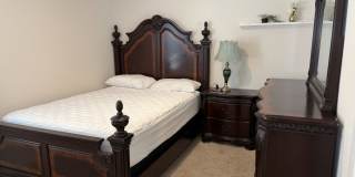 Room in 4 Bedroom Home in Georgetown Room in 4 Bedroom Home in Georgetown Gallery 1