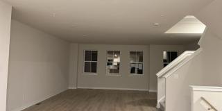 114 CONTINENTAL Way Gallery 18
