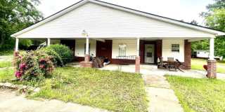 113 Gospel Lane Gallery 1
