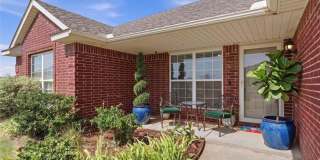 724 Eastview Court Gallery 1