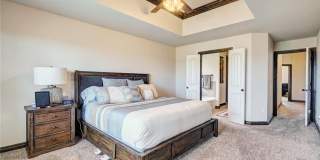 $500 Off First Month's Rent!!! St James Park Home in Norman - Community Pool!  Available in Now! Gallery 5
