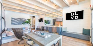 The Boulevard Gallery 26