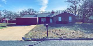 3/2 Home In Quiet Neighborhood Gallery 1