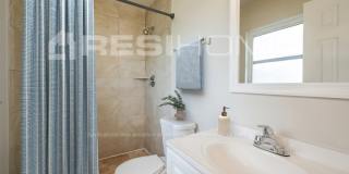 948 Jasmine Street Gallery 11