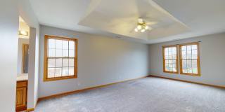 Beautiful Home - Available Augst 2026 Gallery 17