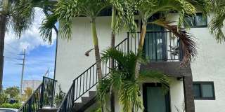 1930 SW 28th Street Gallery 3