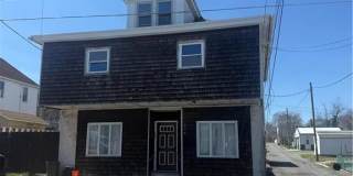 214 North Oak Street - Top Gallery 1